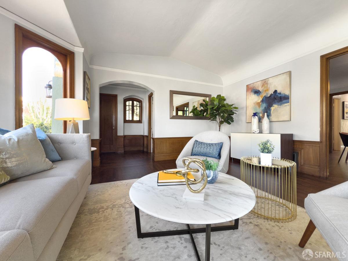 365 Moncada Way