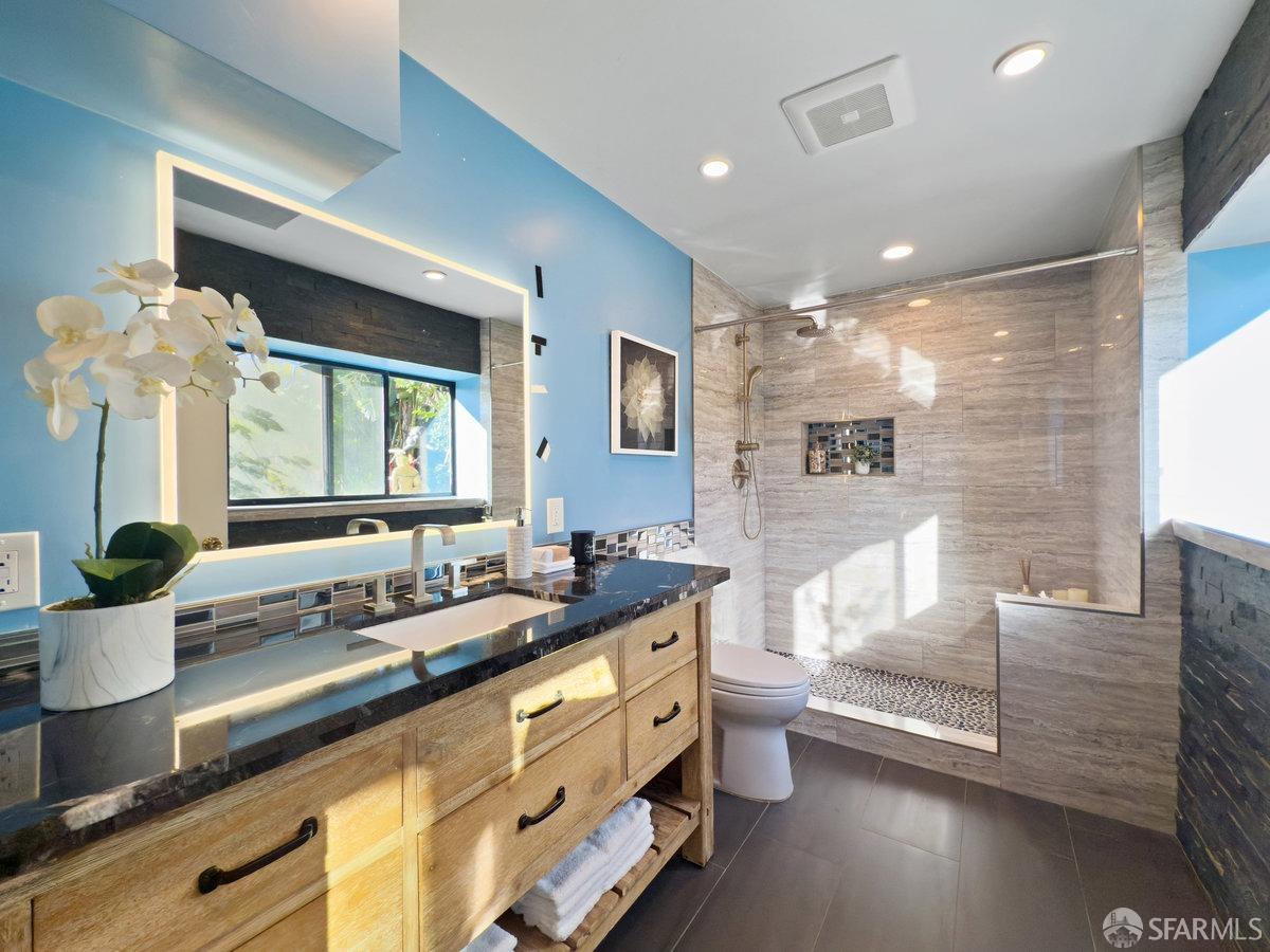 365 Moncada Way