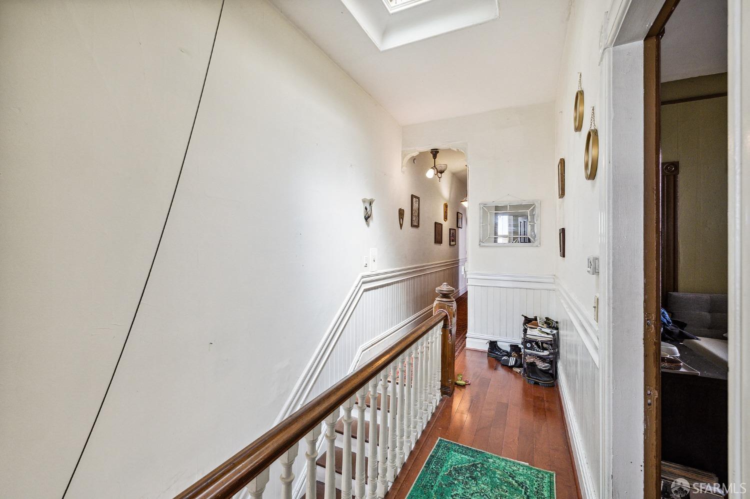 423-433 S Van Ness Avenue