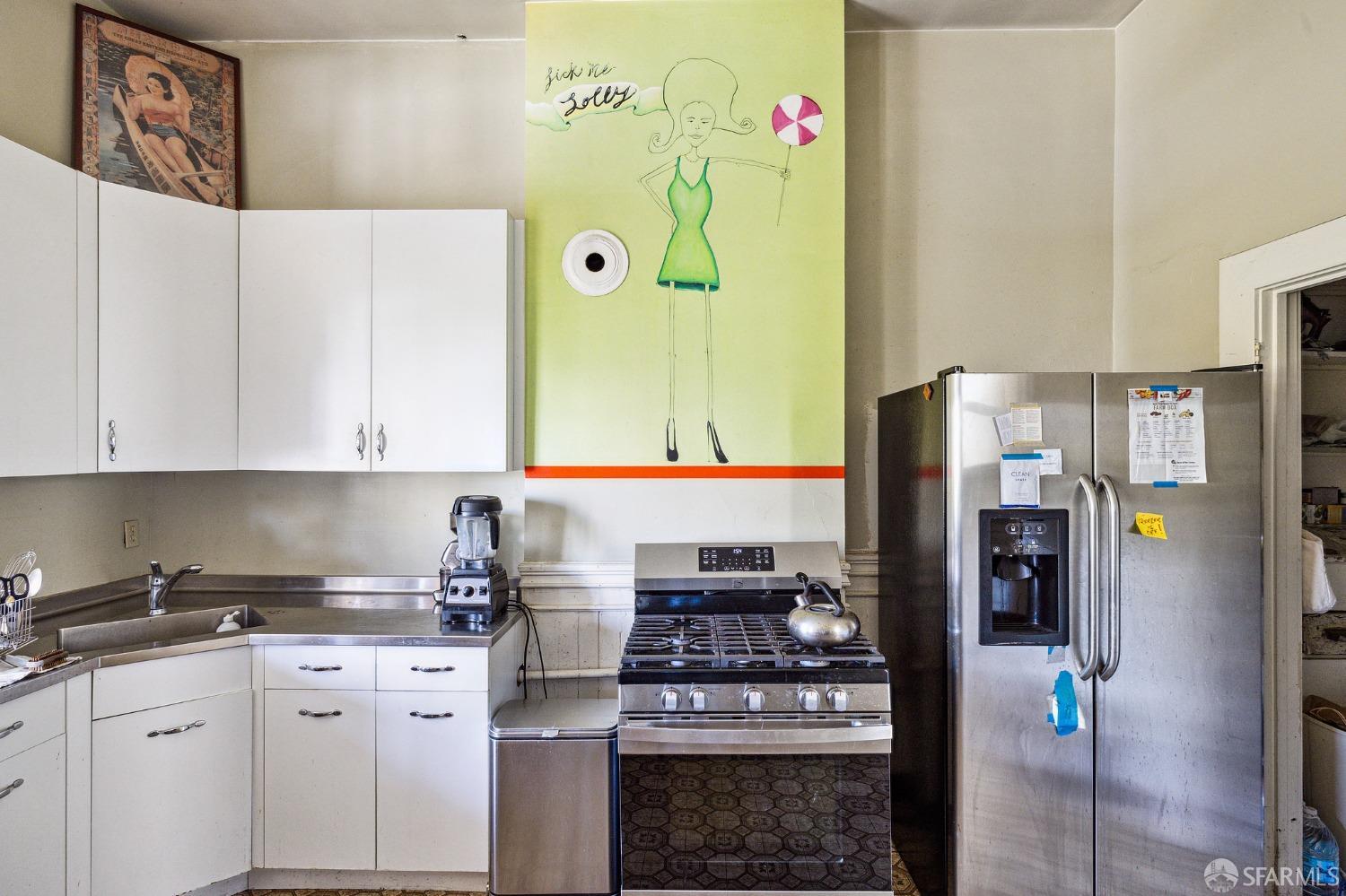 423-433 S Van Ness Avenue