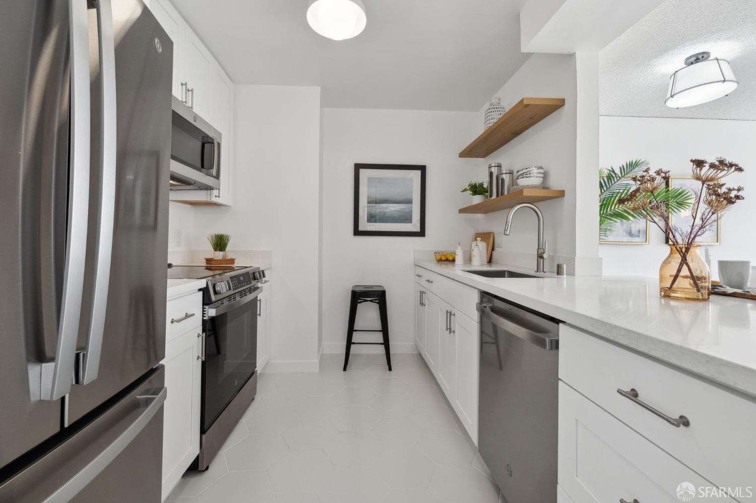 150 Lombard Street # 304
