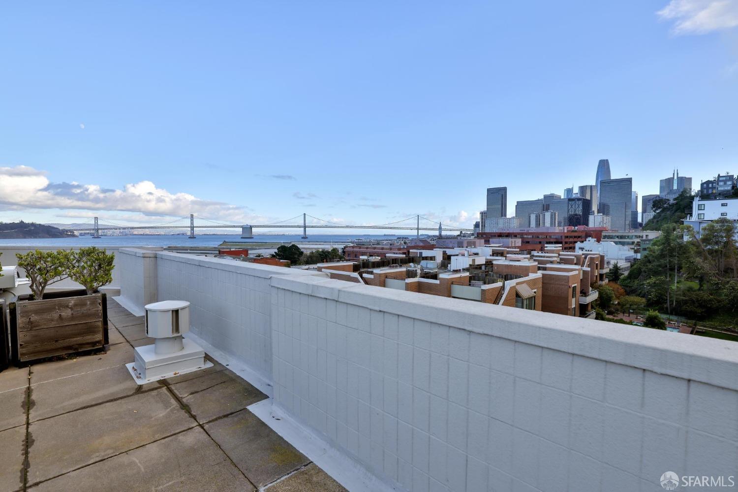 150 Lombard Street # 304