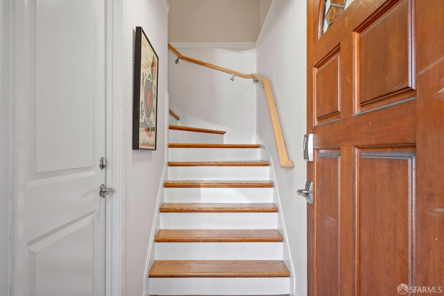 35 Stanford Heights Avenue