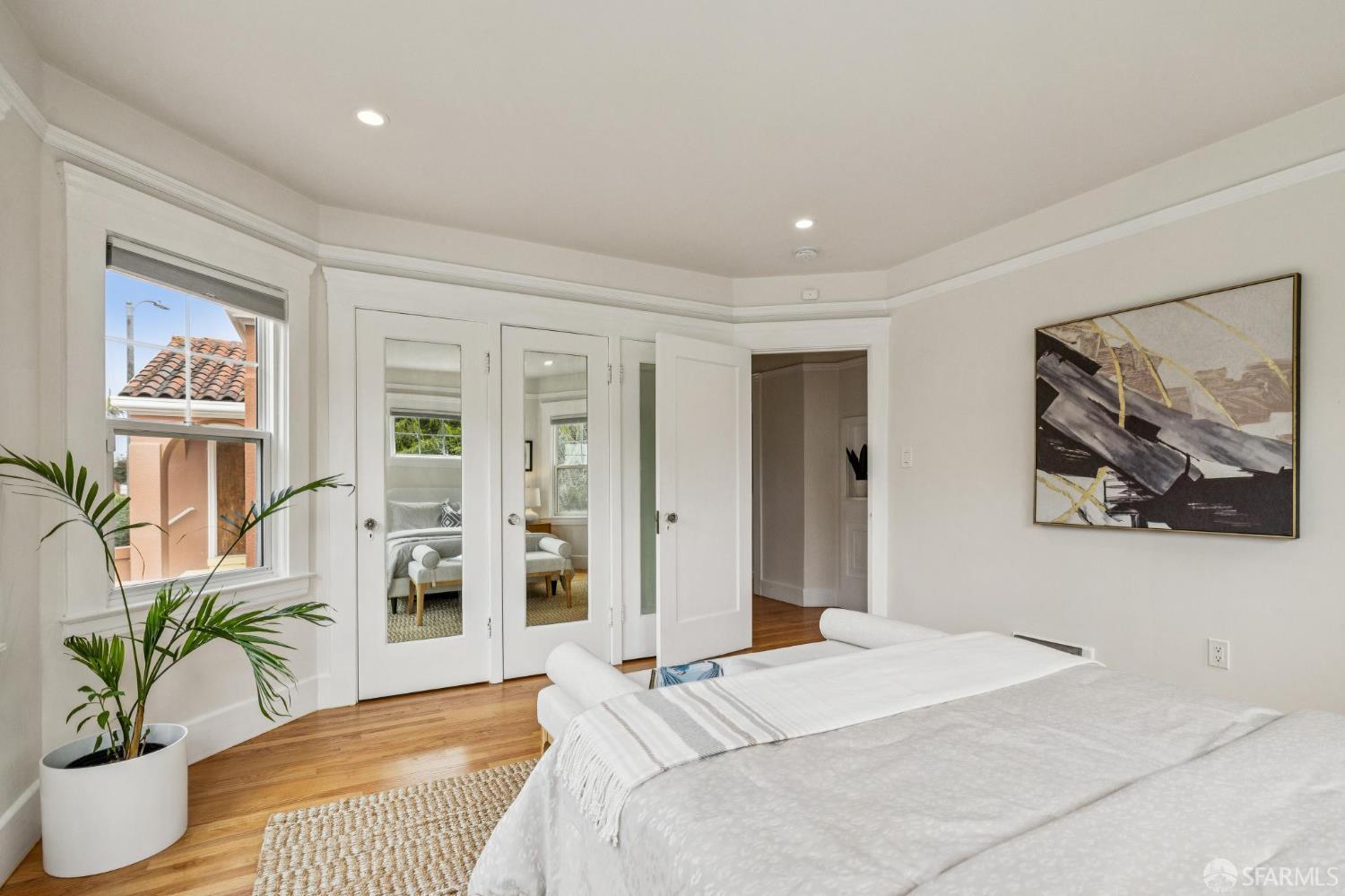 301 Montecito Avenue