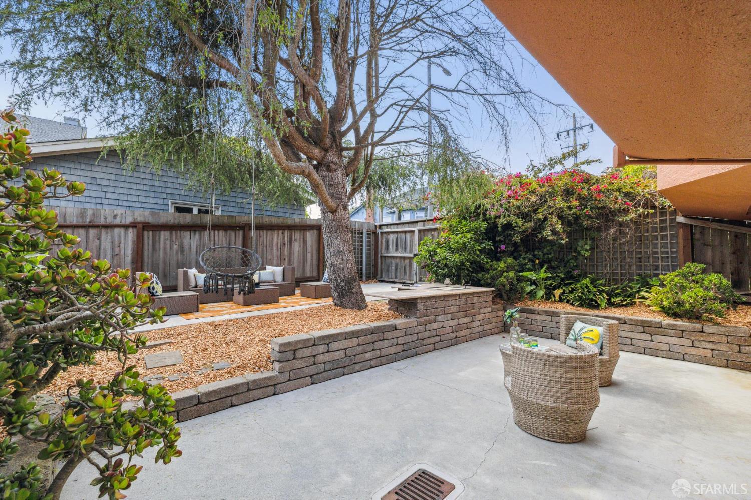 301 Montecito Avenue