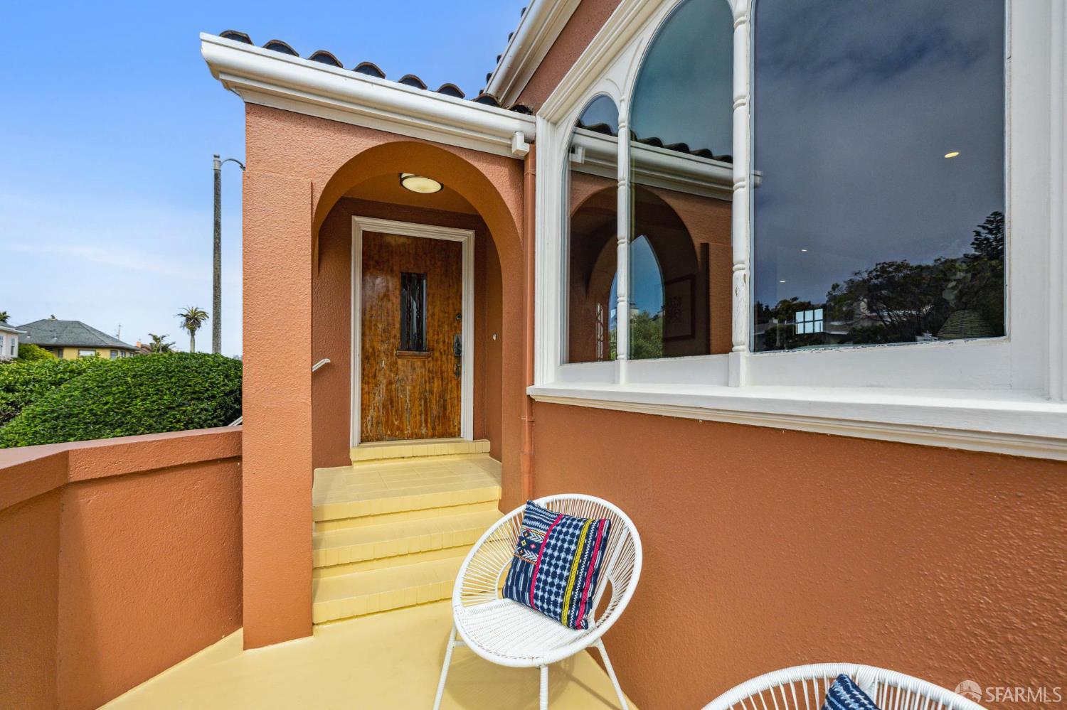 301 Montecito Avenue