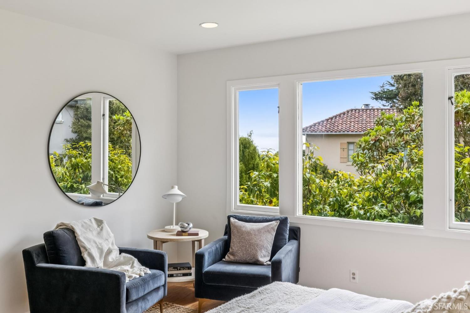 95 Santa Paula Ave