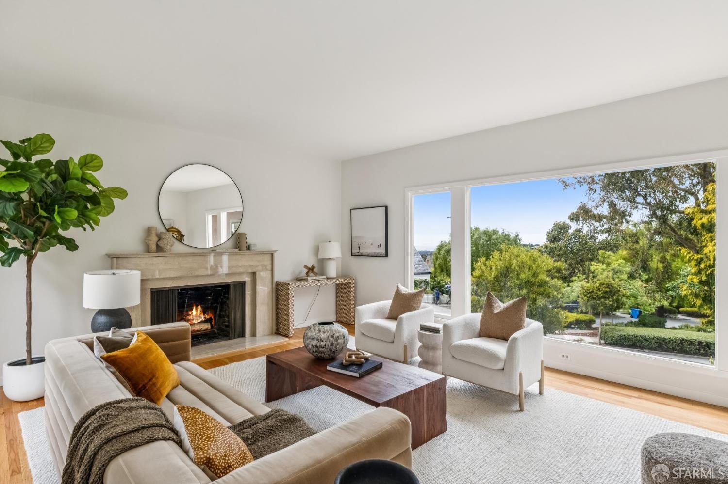 95 Santa Paula Ave