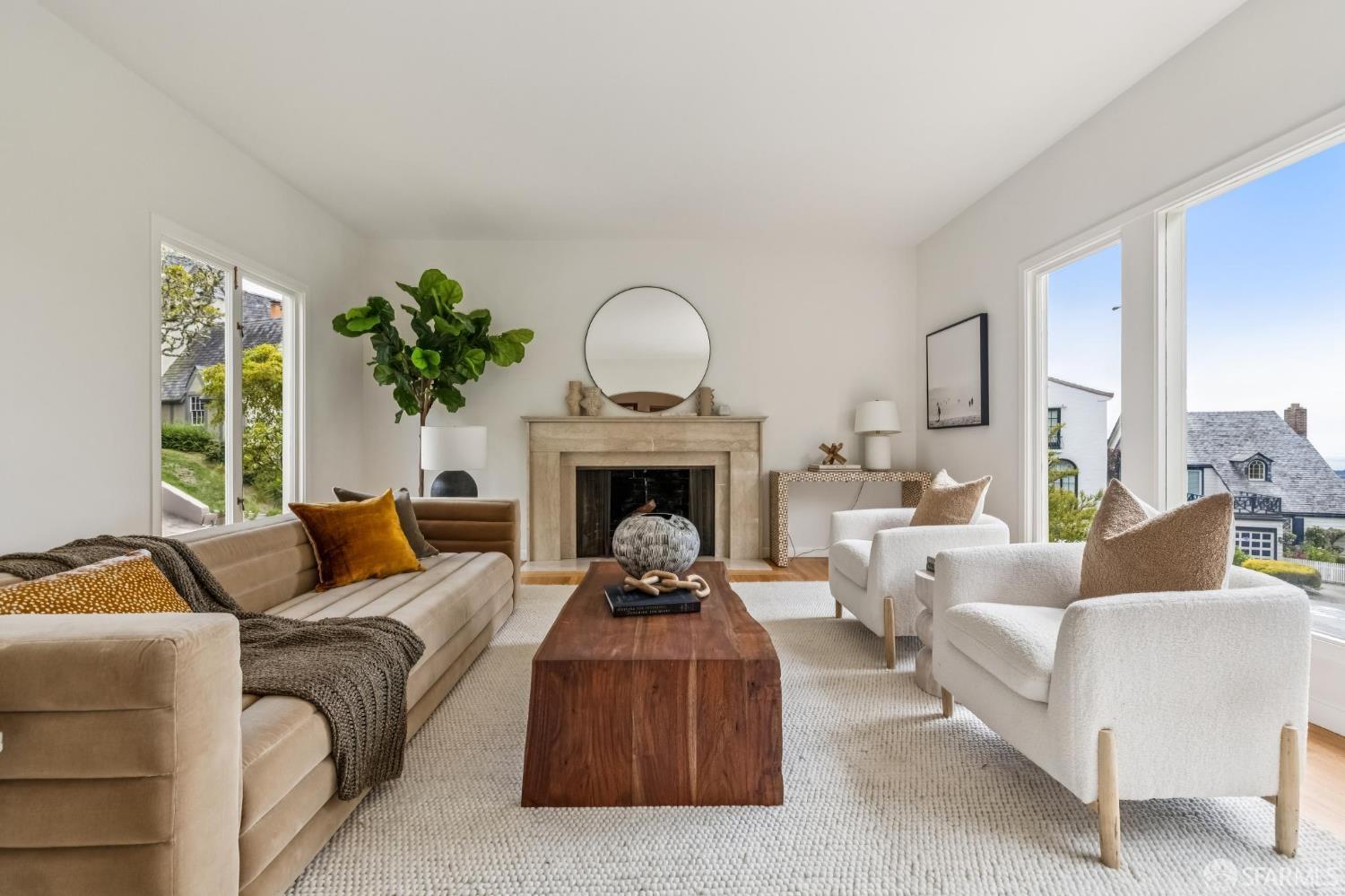 95 Santa Paula Ave