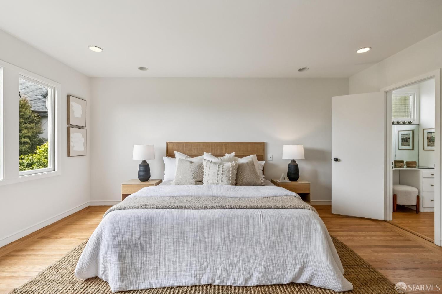 95 Santa Paula Ave