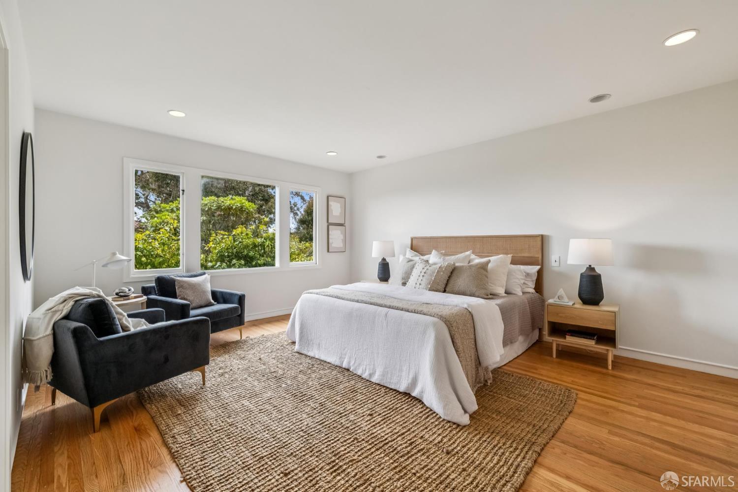 95 Santa Paula Ave