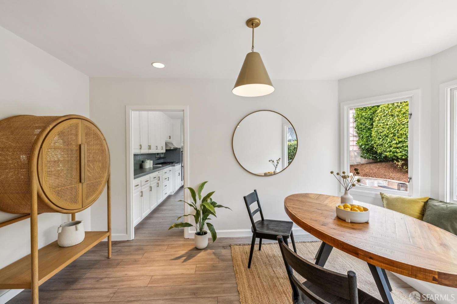 95 Santa Paula Ave