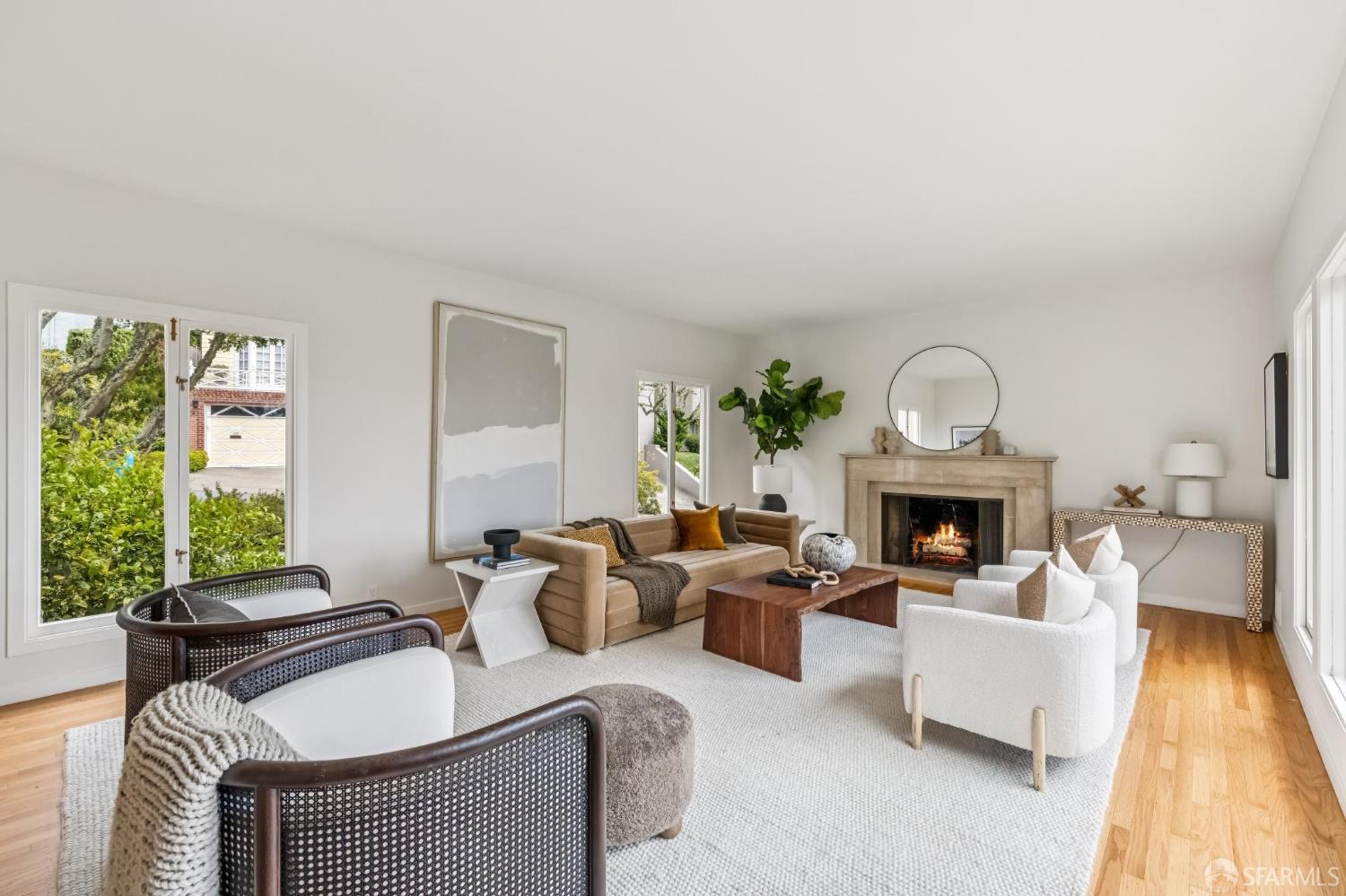 95 Santa Paula Ave