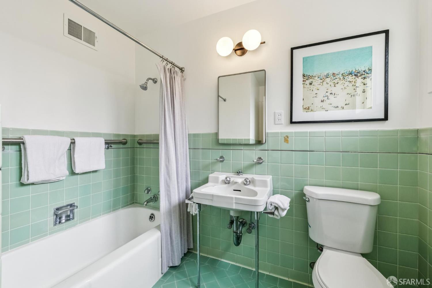 95 Santa Paula Ave