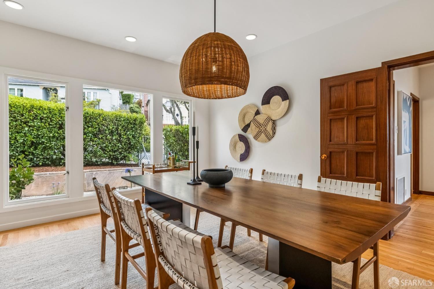 95 Santa Paula Ave