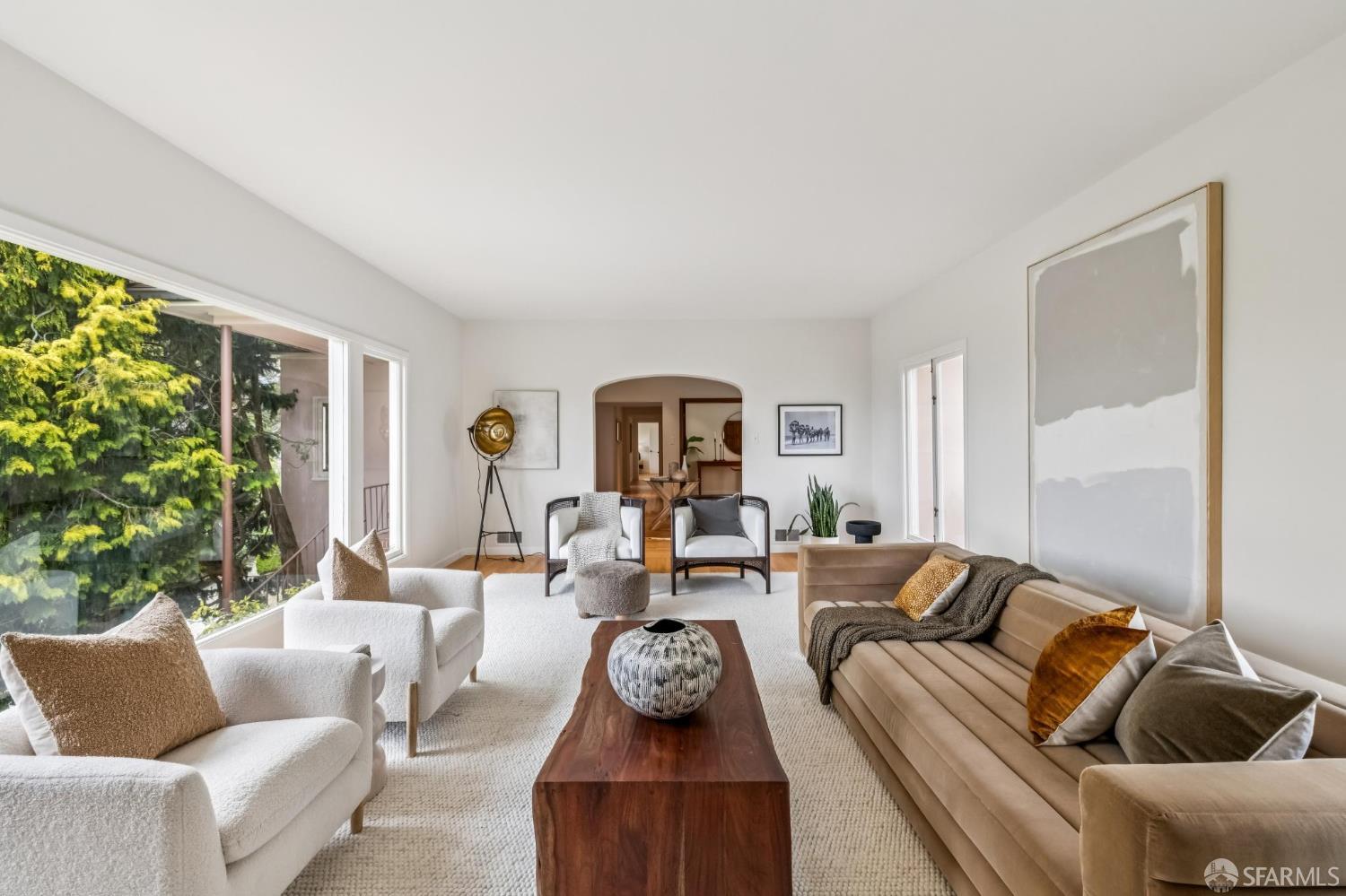 95 Santa Paula Ave