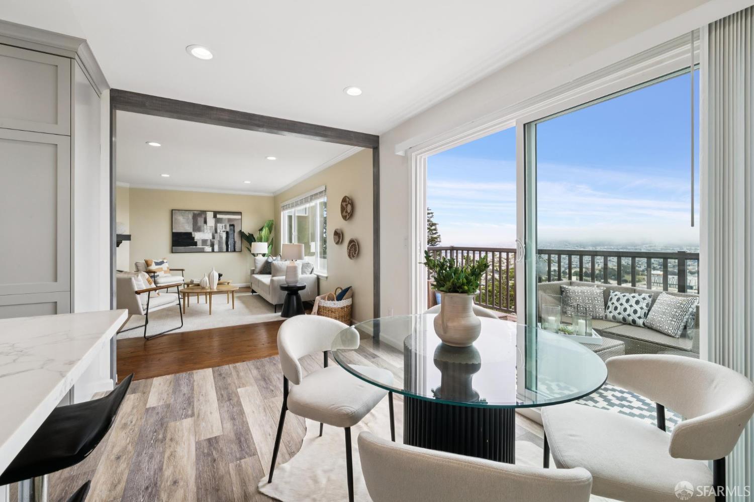 150 Cresta Vista Dr