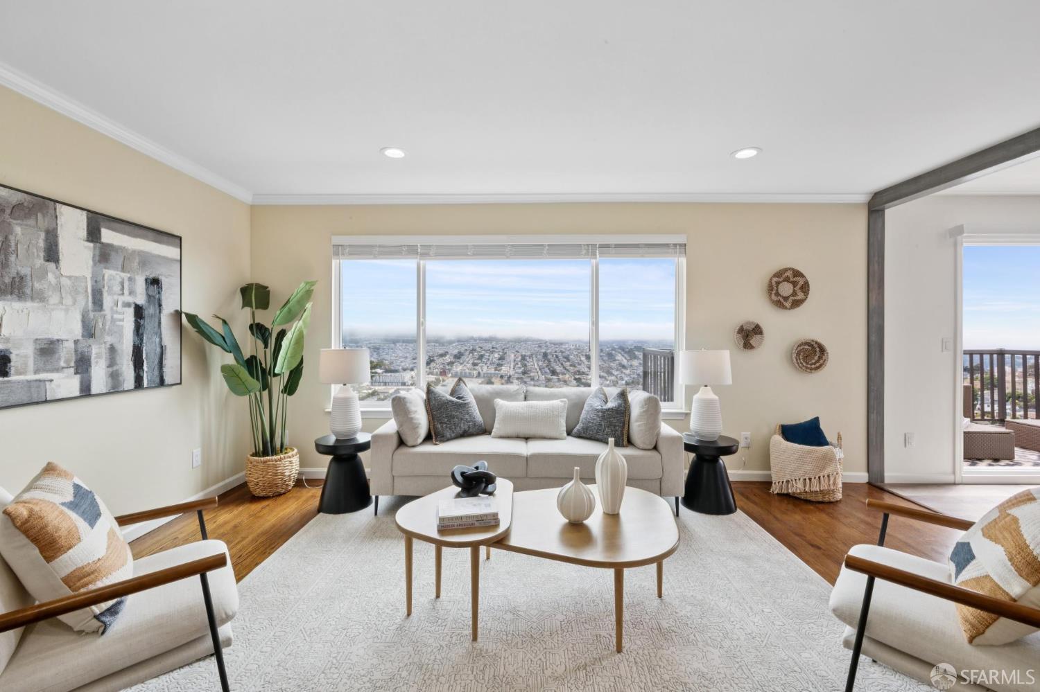 150 Cresta Vista Dr