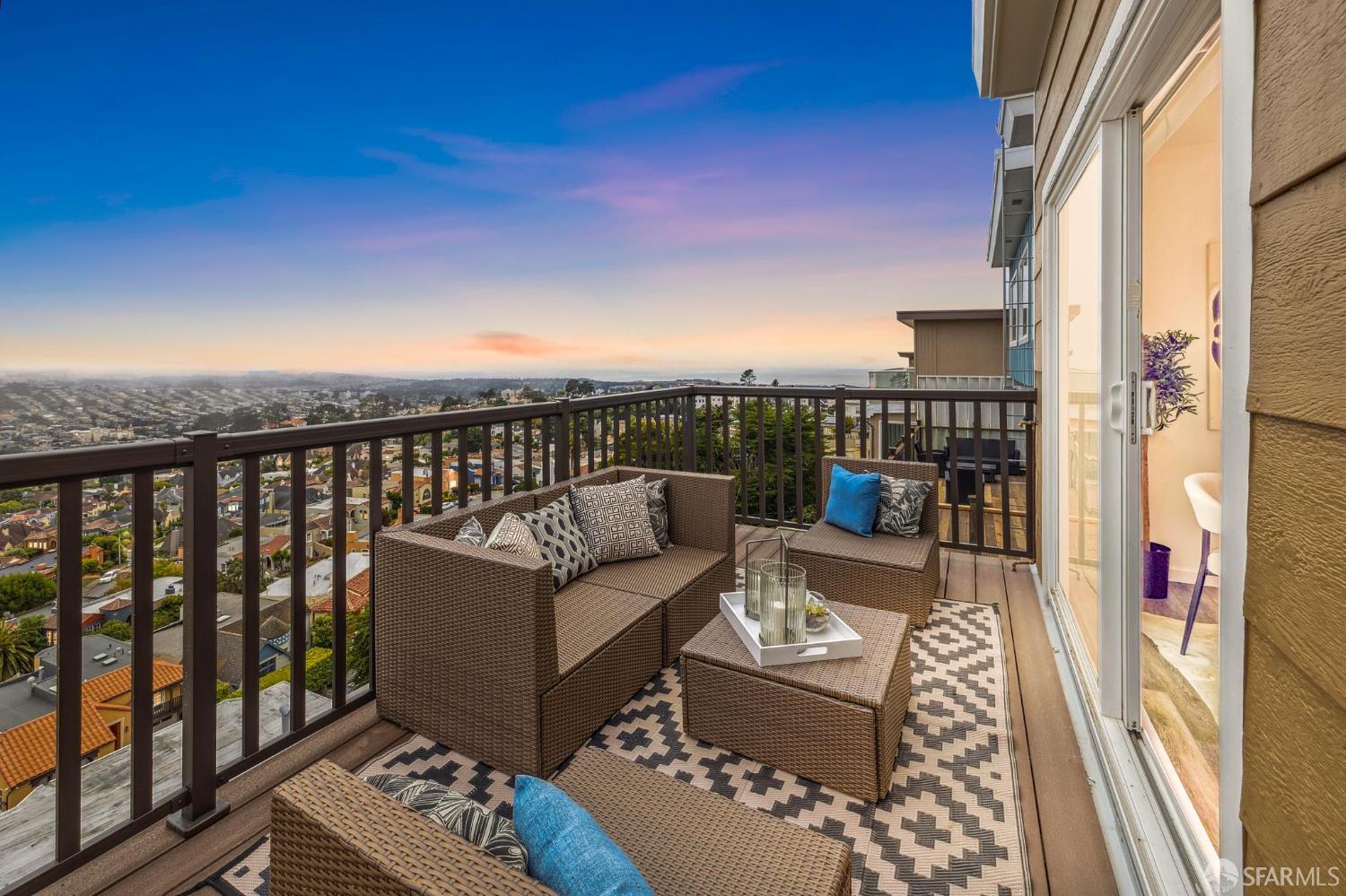 150 Cresta Vista Dr