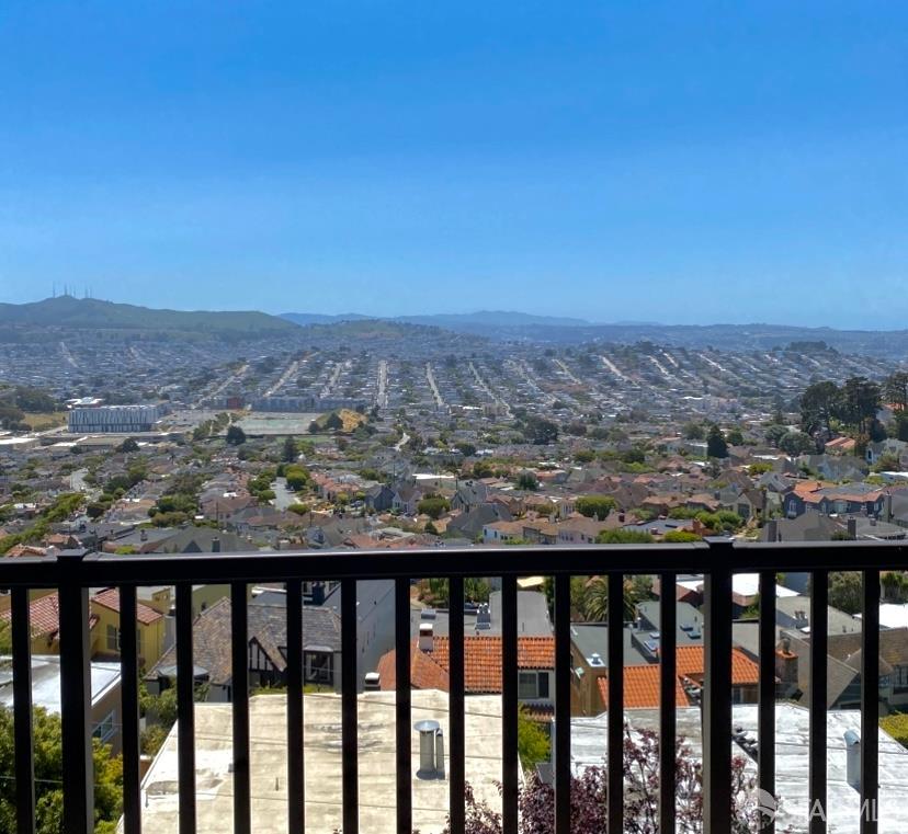 150 Cresta Vista Dr