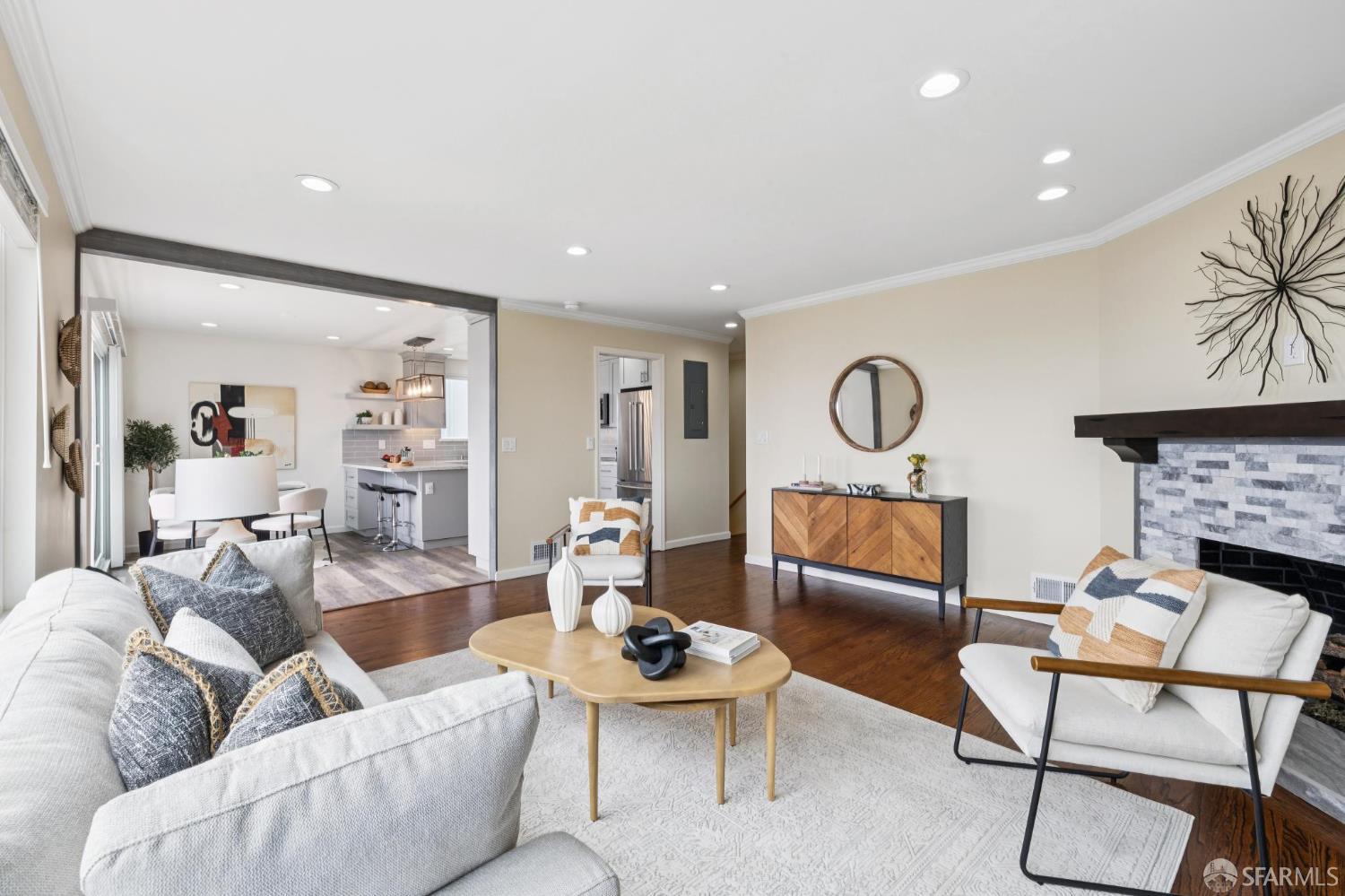 150 Cresta Vista Dr