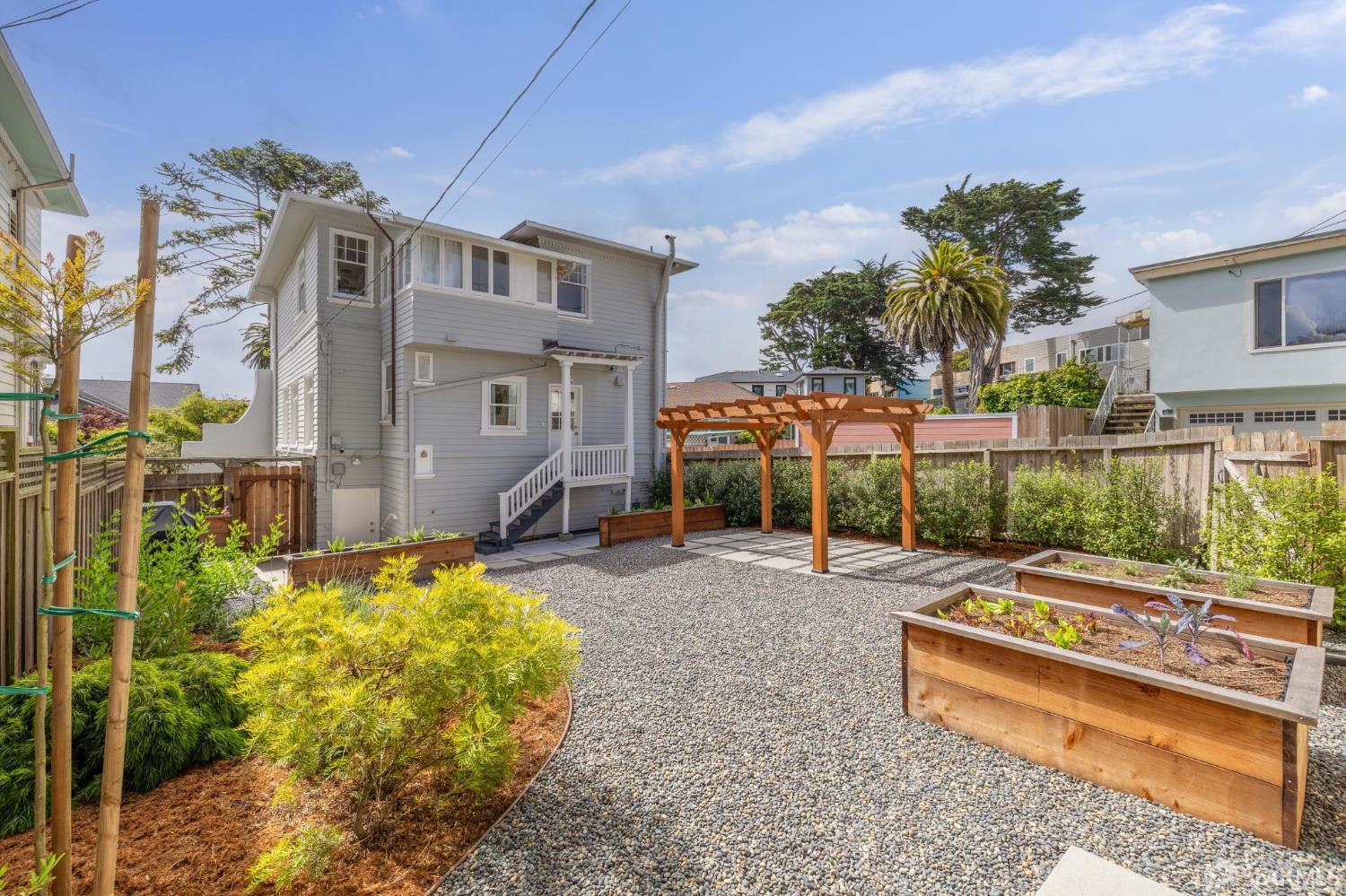26 Urbano Drive