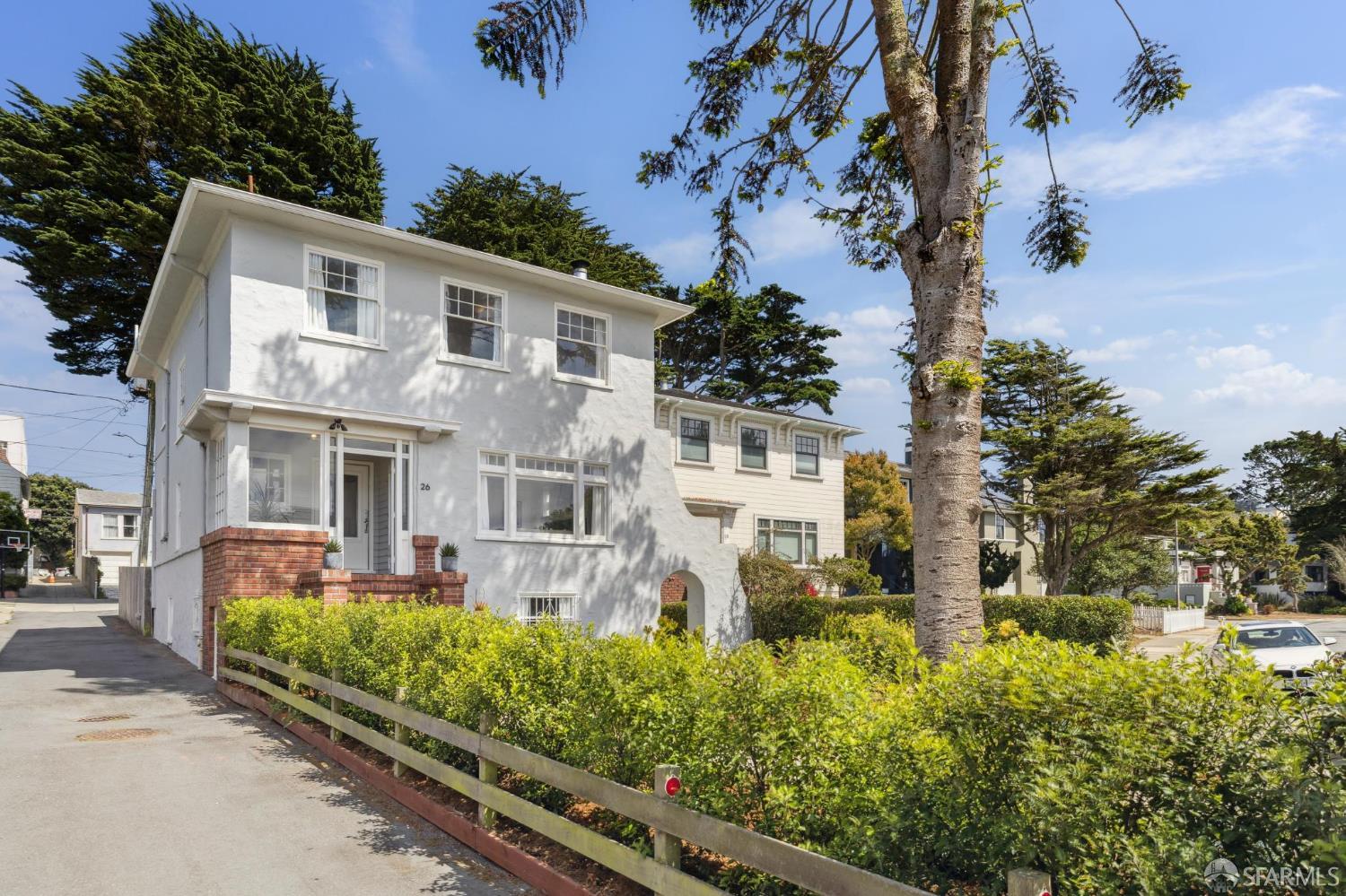 26 Urbano Drive
