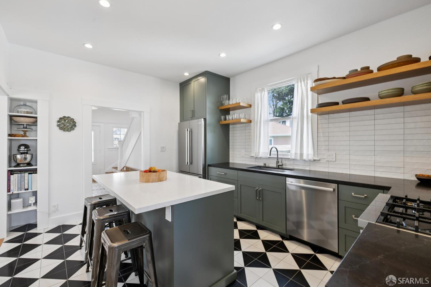 26 Urbano Drive