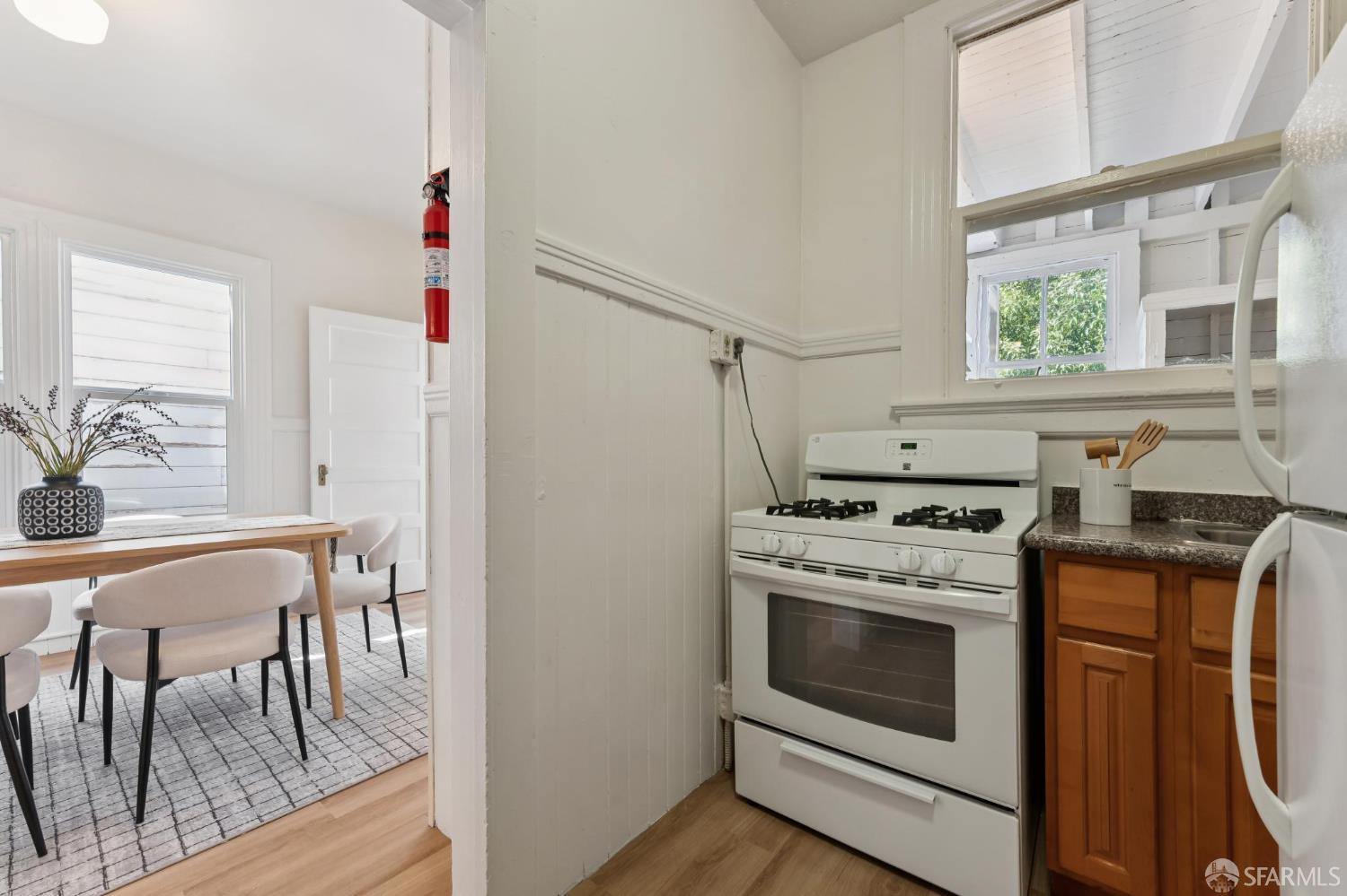 251-255 14th Avenue