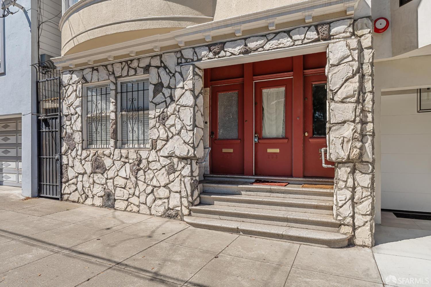 251-255 14th Avenue