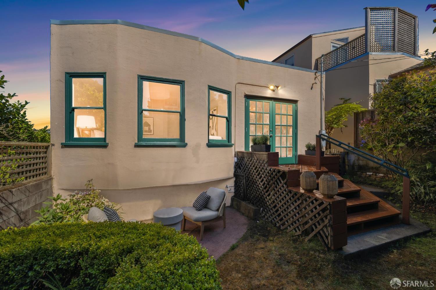 2 Marne Avenue