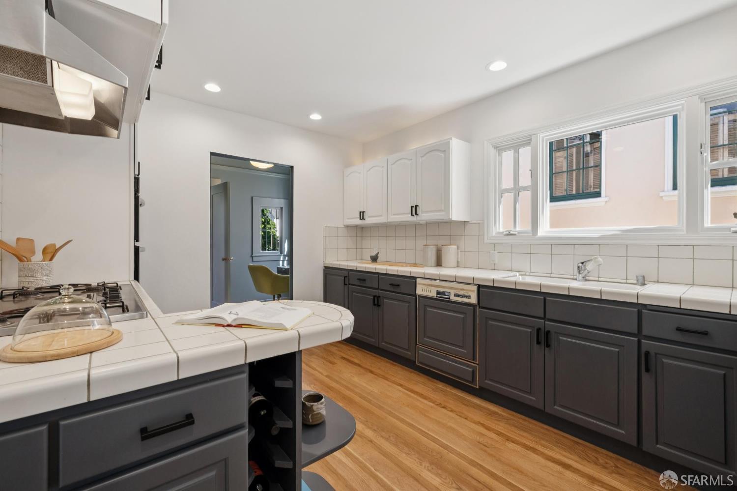 2 Marne Avenue