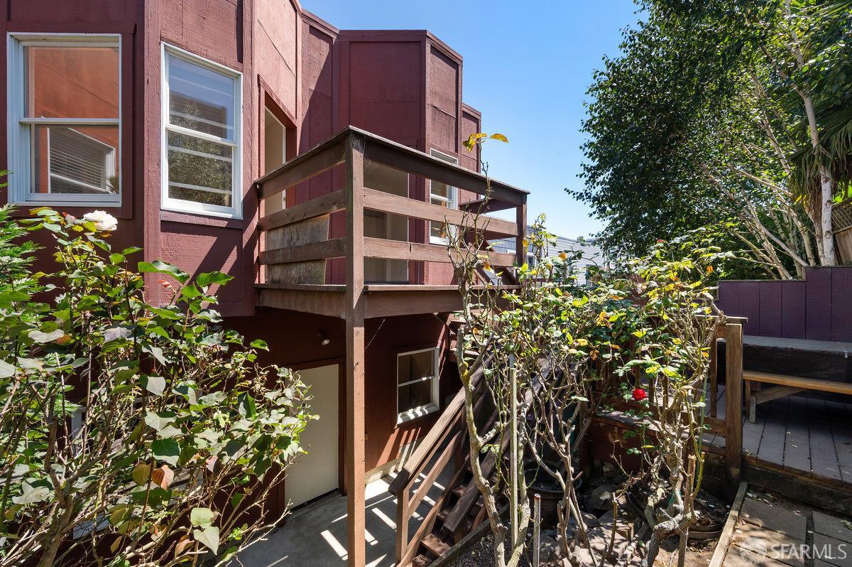 628 Gates Street