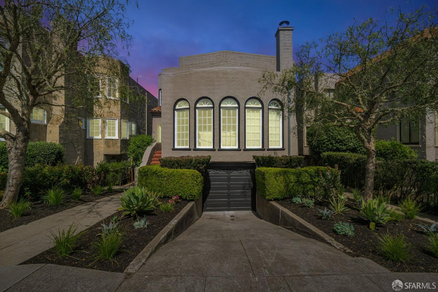 60 Hernandez Avenue