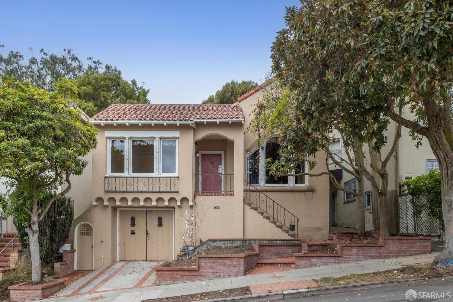 110 Forest Side Avenue