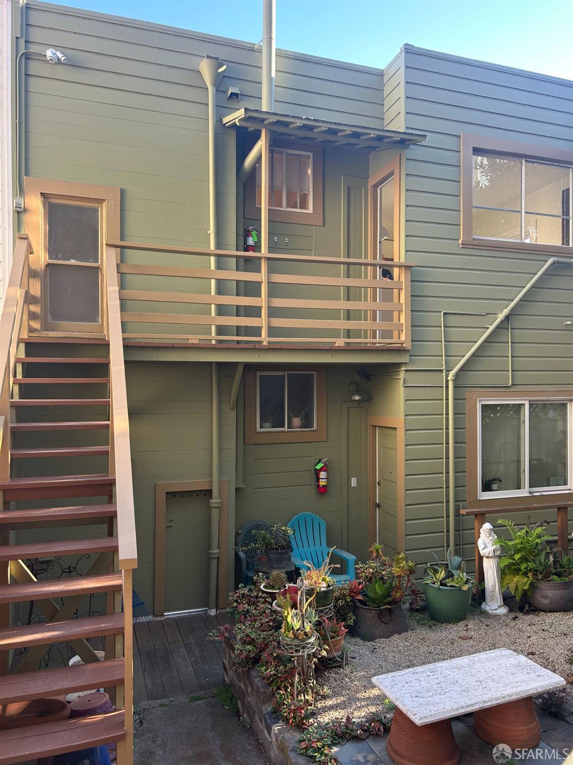 174 Corbett Avenue