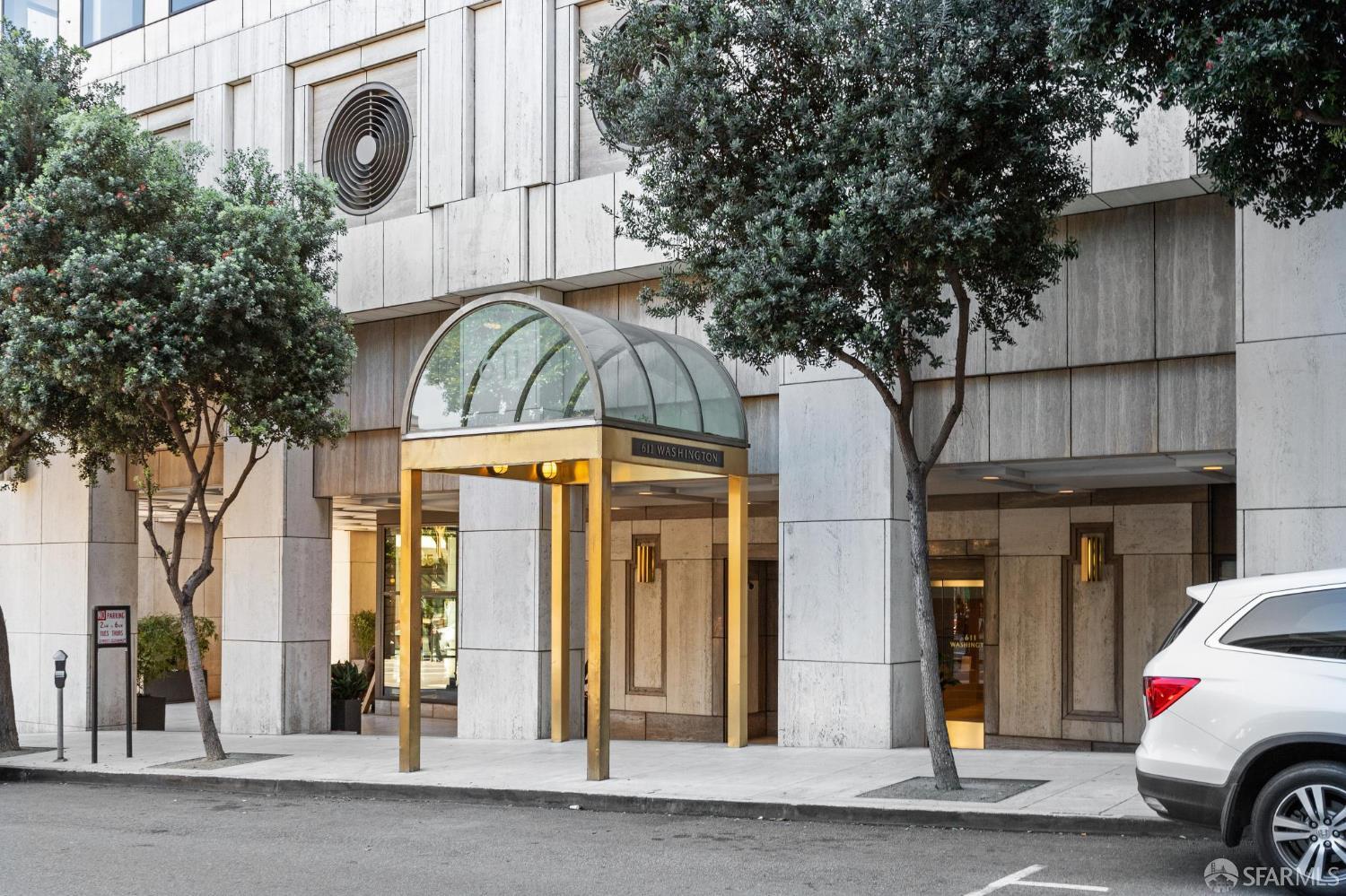 611 Washington Street # 2402