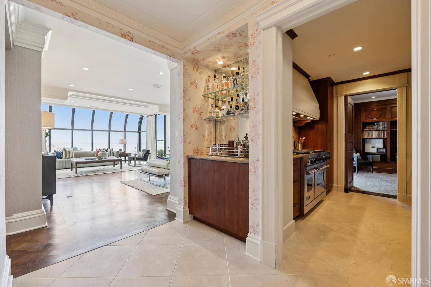 611 Washington Street # 2402