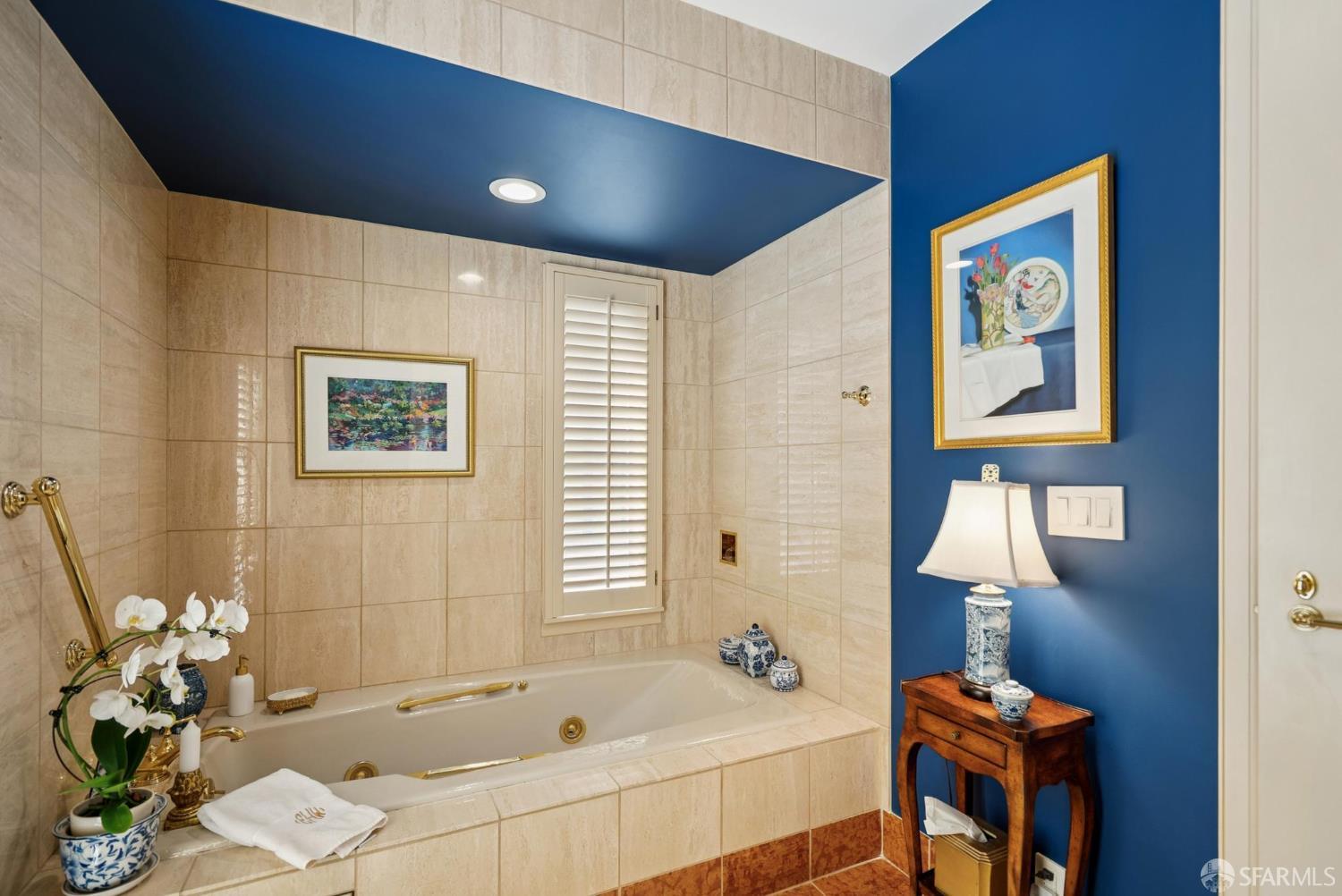 165 Francisco Street # 11