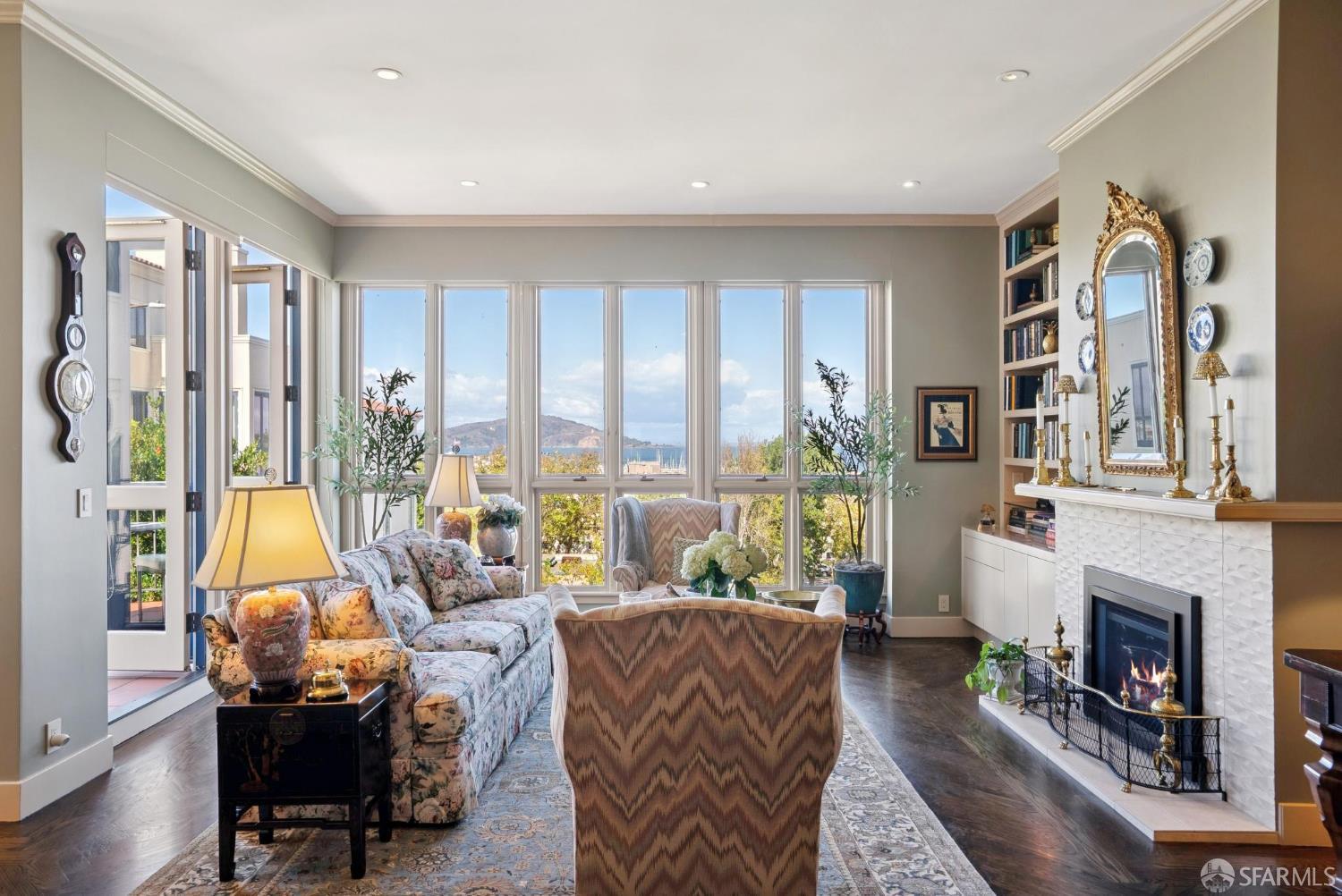 165 Francisco Street # 11