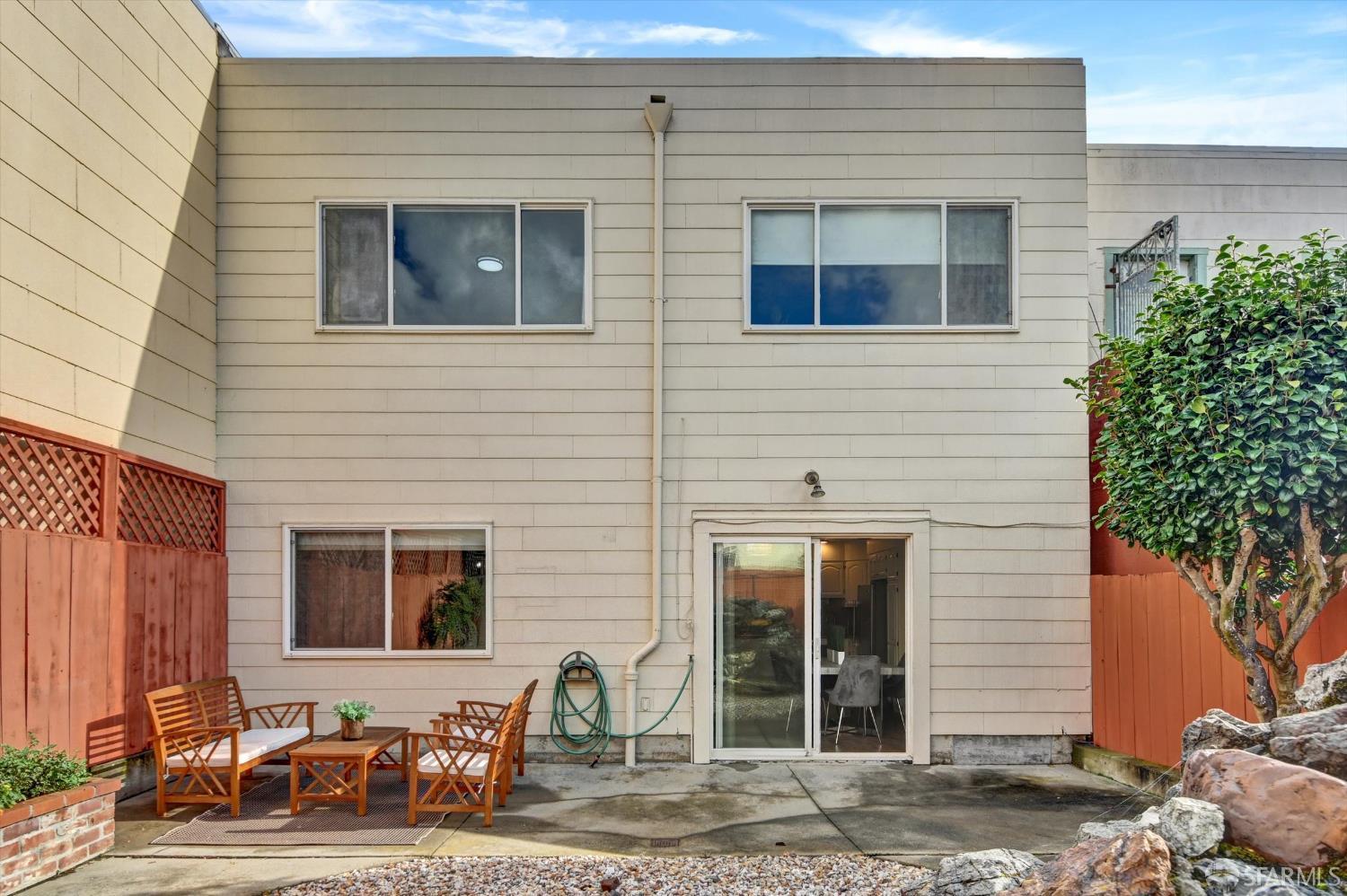206 Somerset Street