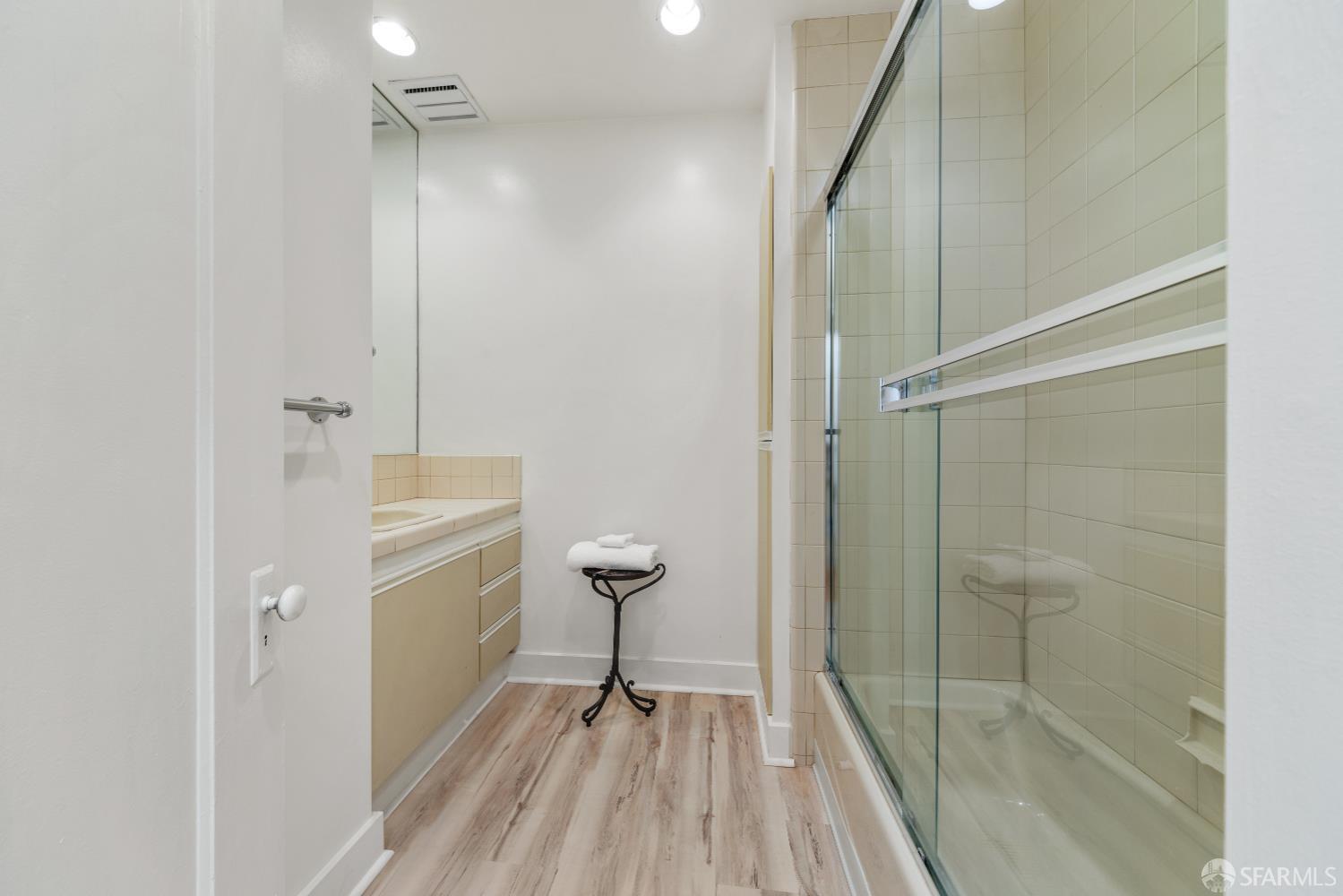 1272-1276 Sacramento Street