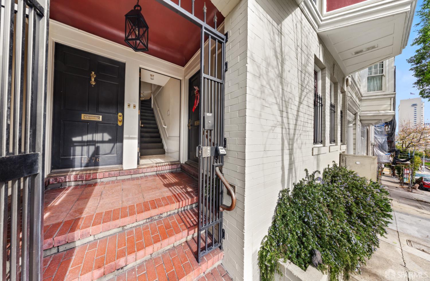 1272-1276 Sacramento Street