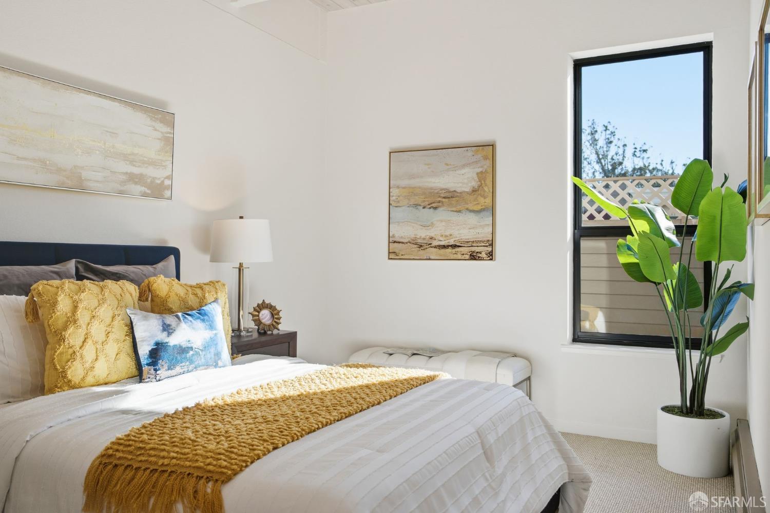 1960 Hayes Street # 8