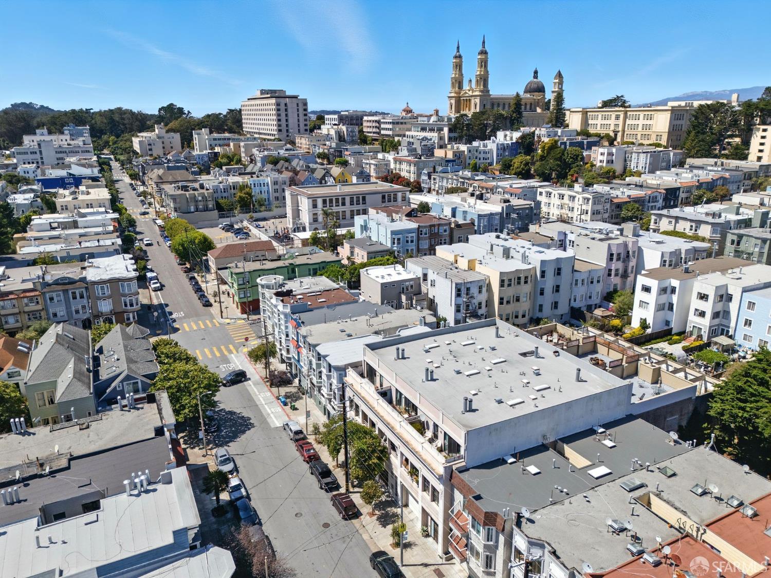 1960 Hayes Street # 8