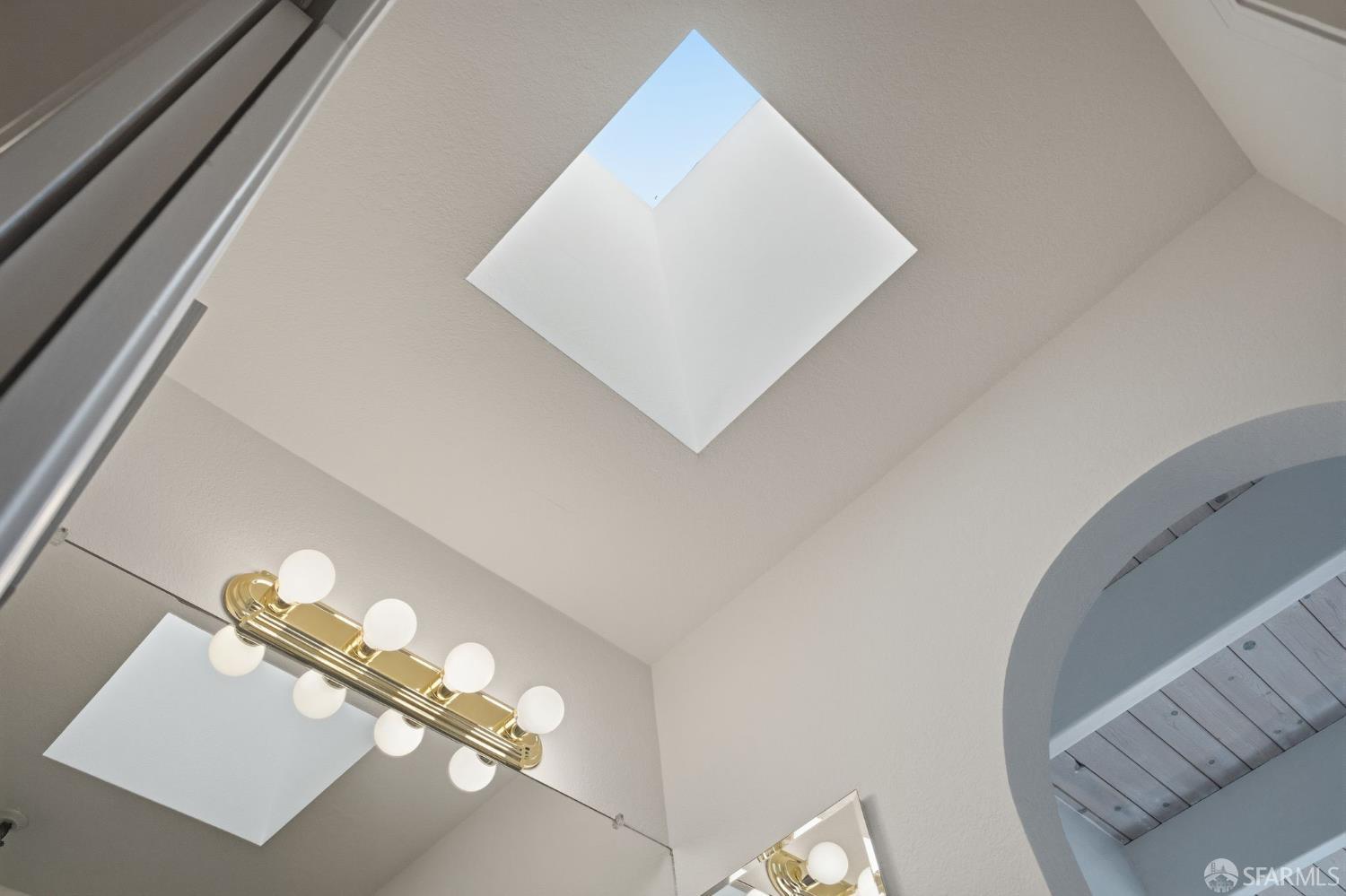 1960 Hayes Street # 8