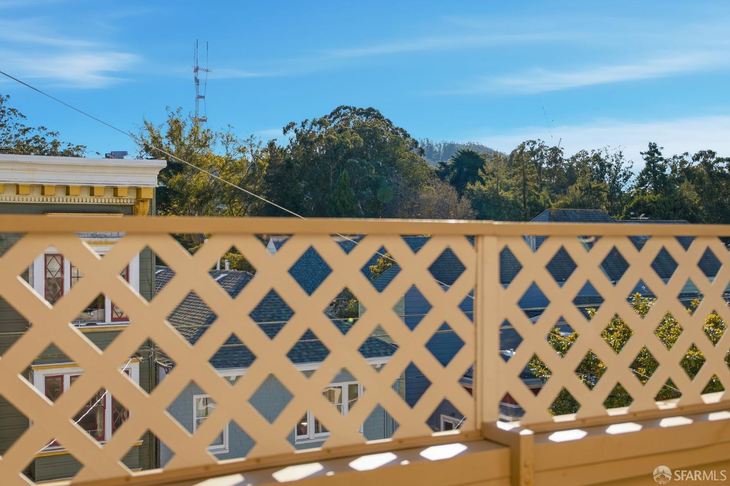 1960 Hayes Street # 8