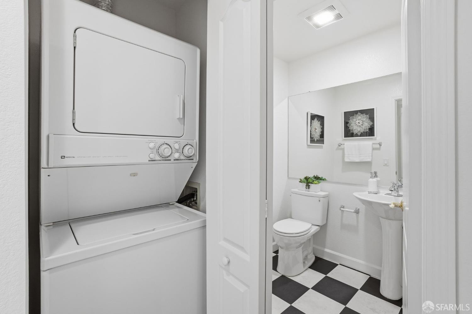 1960 Hayes Street # 8