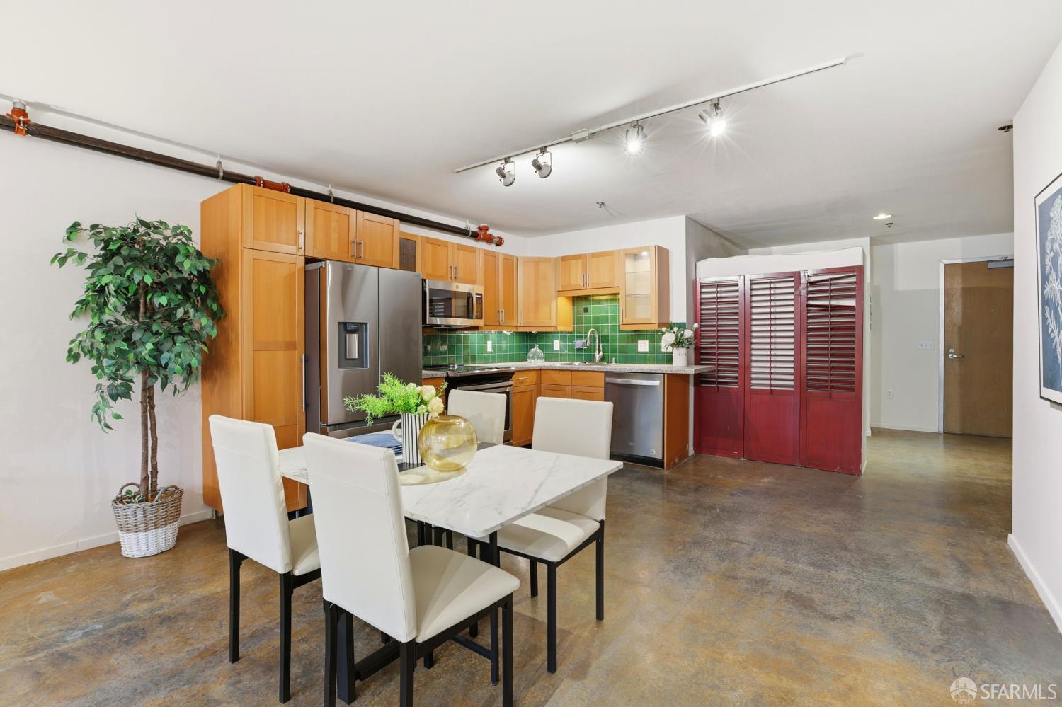 725 Florida Street # 4