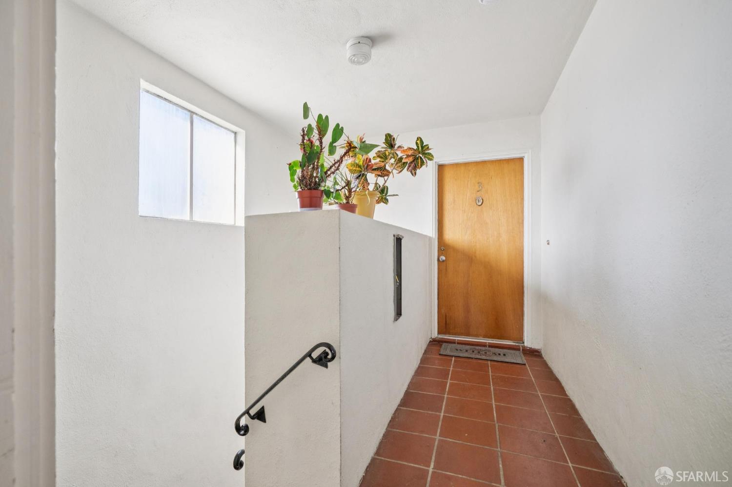 619 Monterey Boulevard